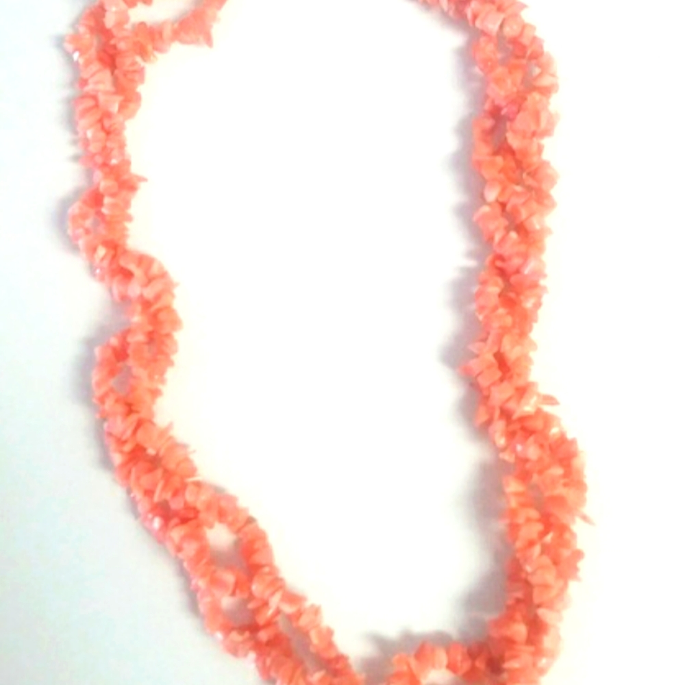 Vintage 70s 80s Coral bead angel skin triple strand necklace
